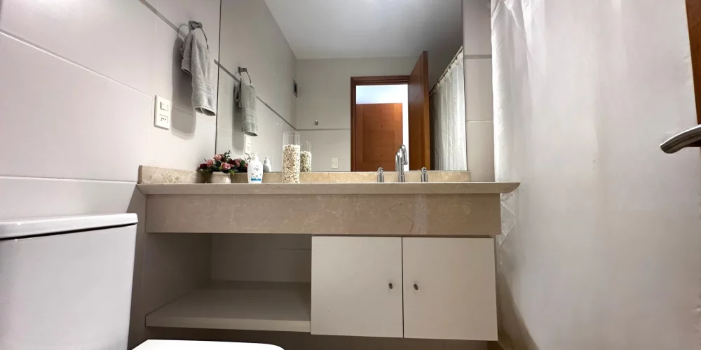 14.departamento-playa-mansa-toilette