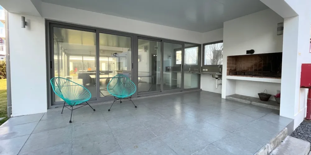 11-apartamento-playa-brava-parrillero